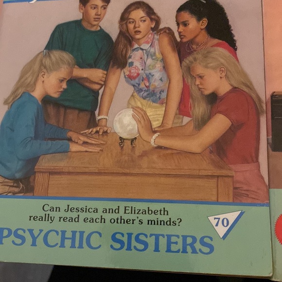 Vintage sweet valley twins and friends books set of 2 - Picture 4 of 7